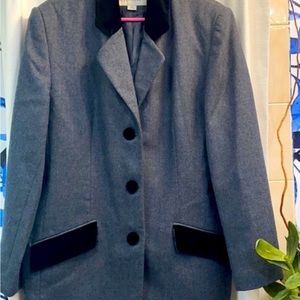 Women’s Vintage Lord & Taylor 100% Wool Mid Length Gray and Velvet Jacket